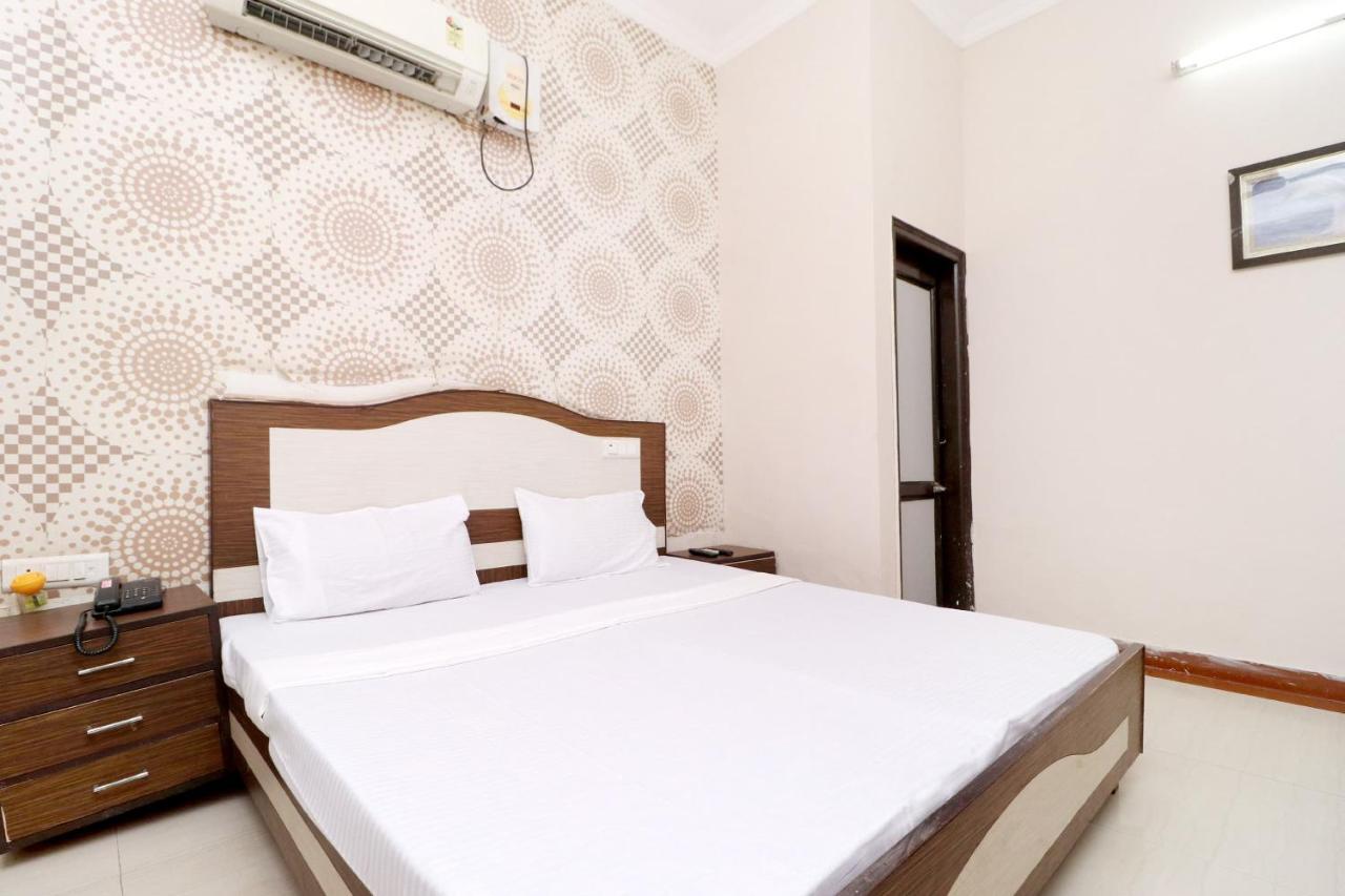 Spot On 43045 Hotel Vivek Plaza Shāhpur Екстериор снимка